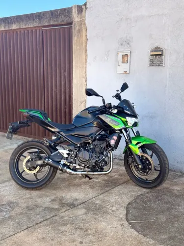 Kawasaki Z400?