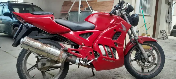 Twister 250 carenada