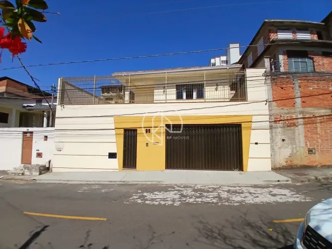Imóvel para venda possui 115 metros quadrados com 3 quartos em São Pedro - Juiz de Fora -