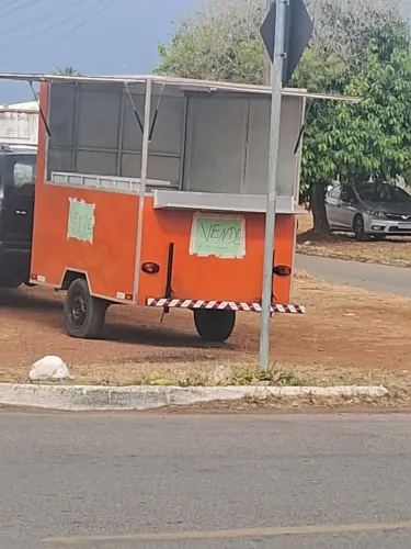 Venda de lanchonete móvel