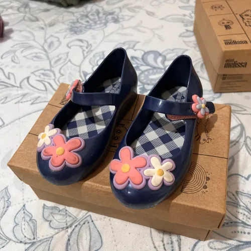 Mini Melissa