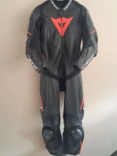 Macacão dainese laguna seca.
