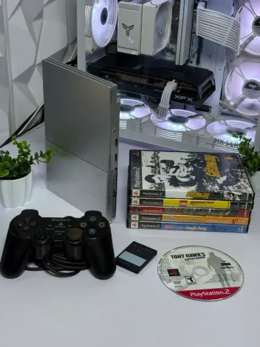 PS2 PRATA C/LACRE SONY + JOGOS ORiGINAIS!!