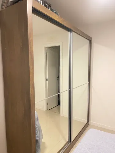 Guarda-roupa 