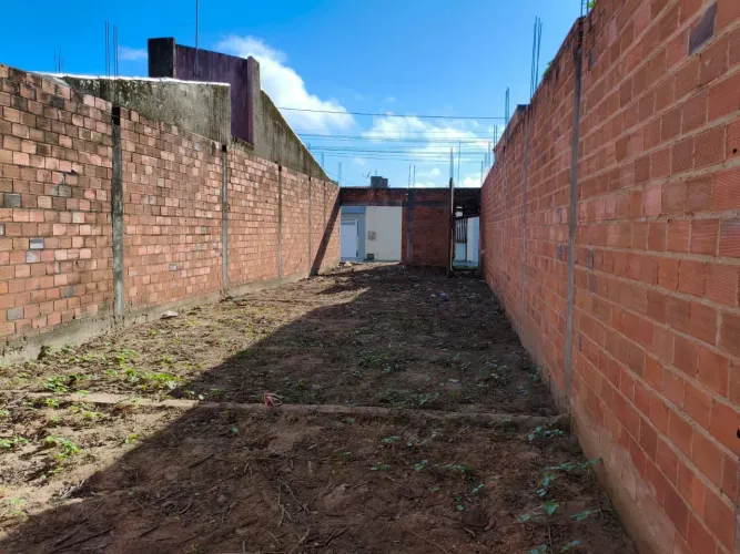 Vende-se terreno