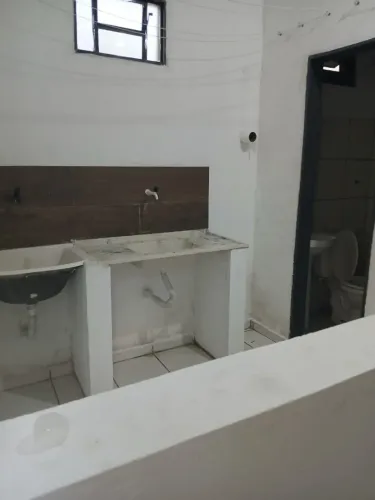 KITINETE NO SETOR CAMPINAS
