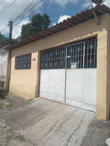 Alugo casa no 27 de novembro ibura
