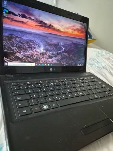 Notebook LG Ultra Slim SSD - Bateria 100% e Revisado (Pasta Prata)