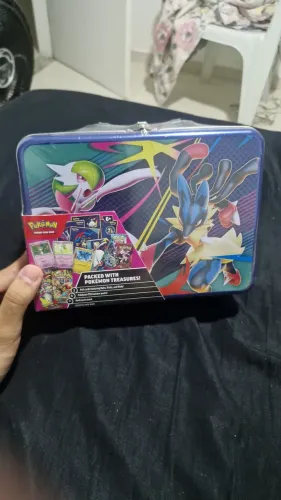 Pokémon TCG Collector (Lacrada) + 1 Carta EX de Brinde