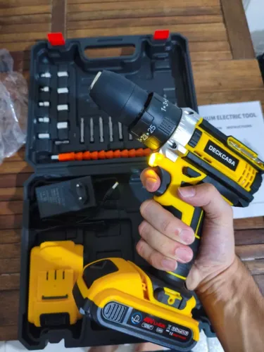 Furadeira Parafusadeira de Impacto Sem Fio + 2 Baterias e Maleta