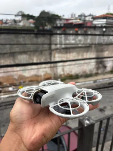 Dji neo combo 4k