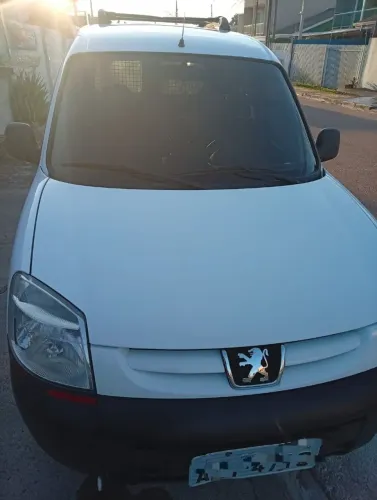 Peugeot Partner Furgão 1.6 16v/ 1.6 16V Flex 3P 2014