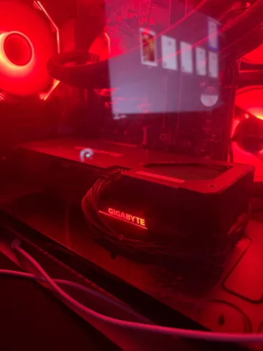 PLACA DE VIDEO RX 7600