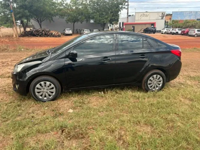 Hyundai HB20S C.plus/c.style 1.6 Flex 16V Mec.4p 2014