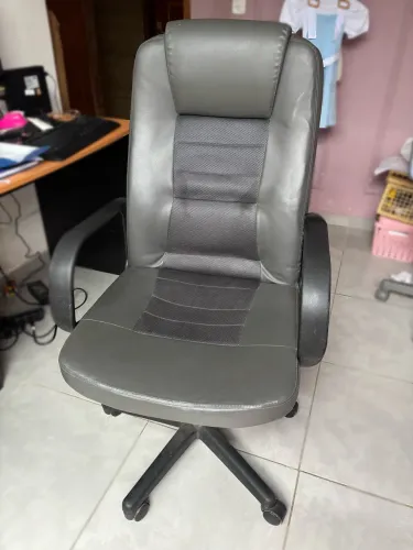 Cadeira giratória executiva 