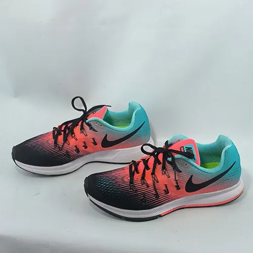 Tênis Nike Pegasus 33 tamanho 39 preto salmão e azul celeste.