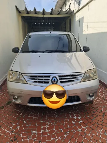 Renault Logan Expression Hi-flex 1.6 8V 4P 2010