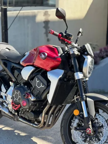 Cb 1000r