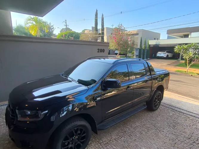 Ford Ranger Black 2.2 4X2 CD Diesel AUT 2022