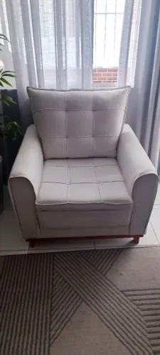 Poltrona impecável para deixar seu ambiente elegante e confortável