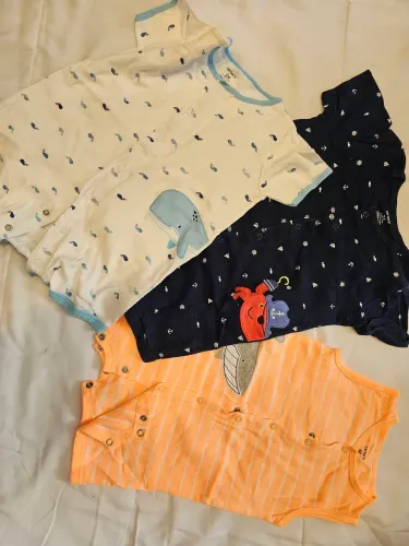 Kit 21 - Banho de sol Carters 18 e 24 meses