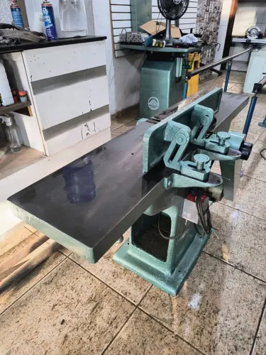 Plaina Mazutti Tampo 147x31 Motor Trifásico 2cv