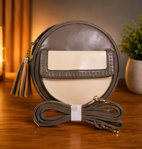 Bolsa Feminina Nova Espaçosa Com Bolso Interno e Externo e Alça