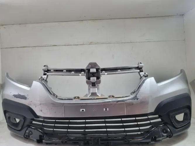 Parachoque dianteiro Renault sandero stepway 2020/2022 original 