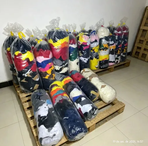 Sacos de retalhos recorte de malha R$ 20,00 cada 