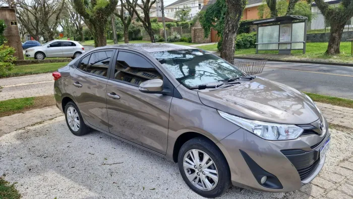 Toyota Yaris XL Sedan 1.5 Flex 16V 4P Aut. 2019