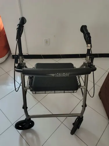Andador para idoso de 4 rodas