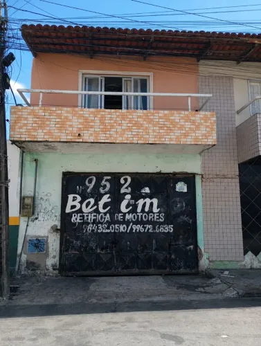 Casa e ponto comercial