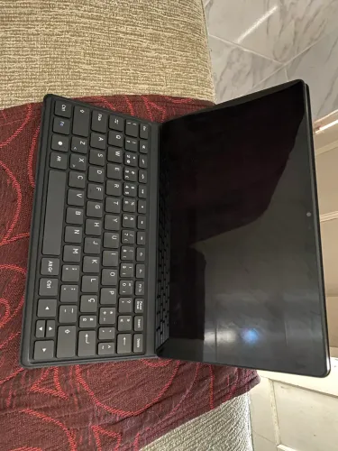 Tablet VAIO TL10 128GB, com Teclado de Conexão Inteligente - Preto