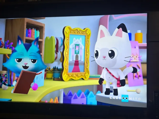 Tv LG com controle de voz de 65 polegadas muito nova 