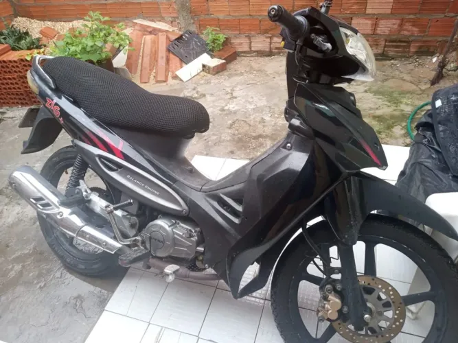 Vendo Moto