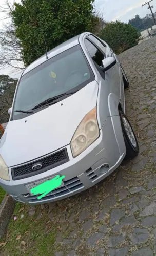 Ford Fiesta Sed. 1.6 8V Flex 4P 2008