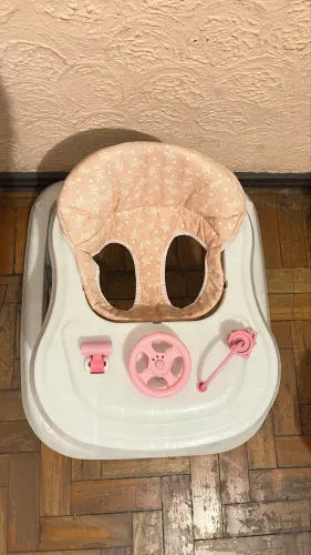 ANDADOR INFANTIL USADO