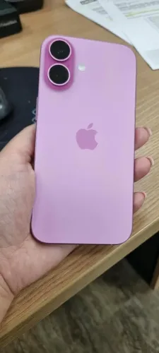 iPhone 16