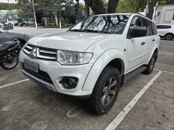 Mitsubishi Pajero Dakar 3.2 4X4 T.i. Dies. 5P Aut. 2014