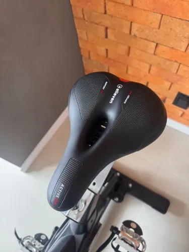 Bicicleta Spinning Gallant Elite Pro - 18kg de Inércia PERFEITO ESTADO
