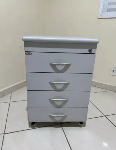 Armário/Gaveteiro de Escritório com 4 Gavetas