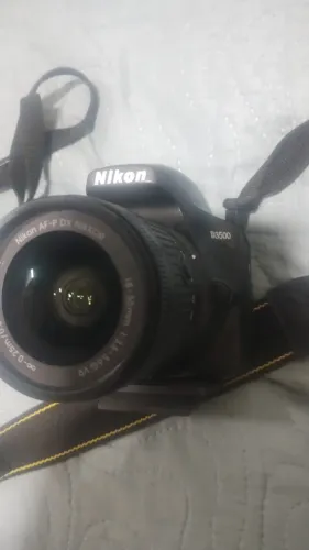 VENDO CAMERA NIKON D3500 FUNCIONA TUDO