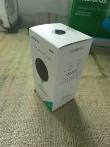 Câmera Intelbras iM3 C Full HD 1080p Wi-Fi Branca
