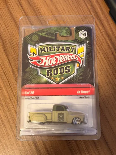 Hot Wheels La Troca Military Rods
