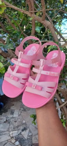 Sandália barbie Mattel grendene