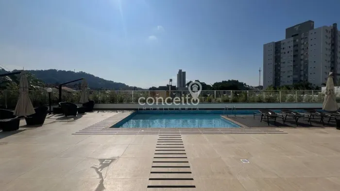 Apartamento Semimobiliado com 3 Dormitórios na Velha!