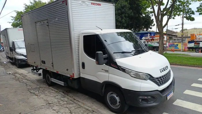 Iveco Daily Chassi 35-150 Curto 3.0 (die.)(e5) 2021