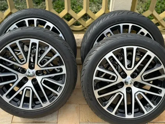 Jogo De Rodas Jeep Compass/renegade Aro 20, Furação 5x110, Preto Diamantado (Usado)
