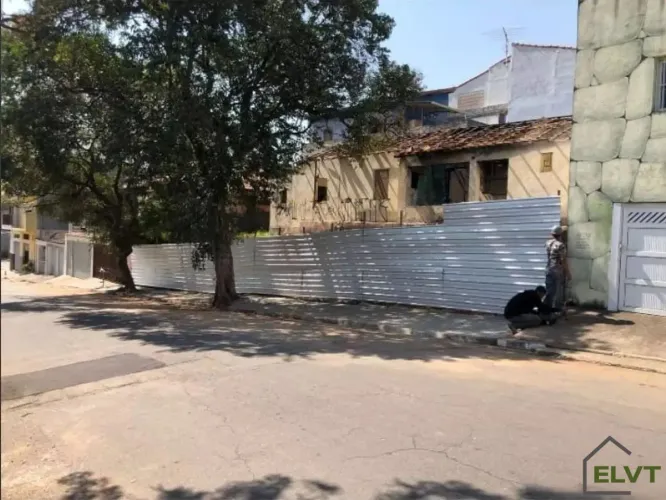 Terreno à Venda no Cipava, Osasco - 300m² Excelente Localização