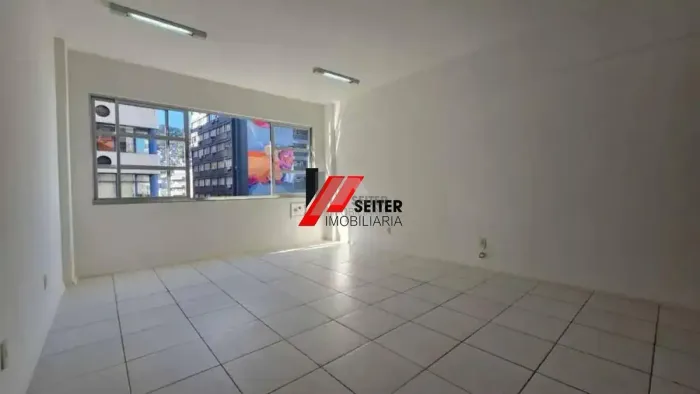 Sala comercial à venda no Centro de Florianópolis